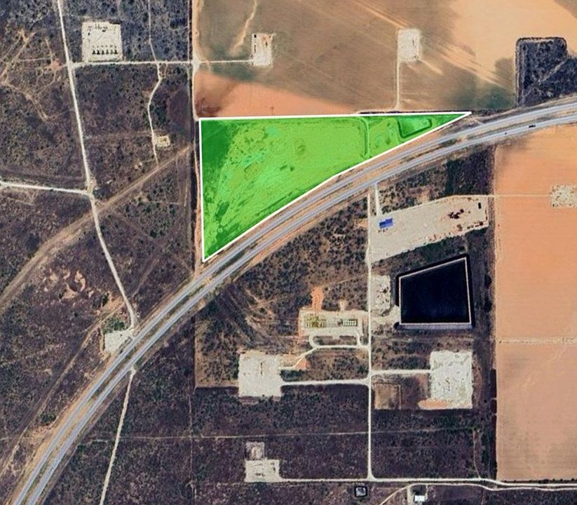 2nd image of 87 Loop Rd