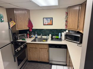 57 Broadlawn Park APT 14A, Chestnut Hill, MA 02467