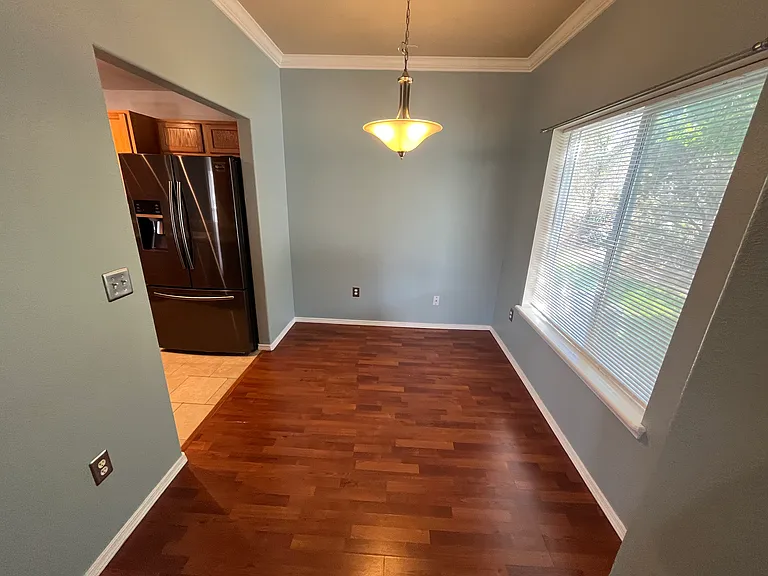 3040 Mandalay Grv #6 — Photo 10