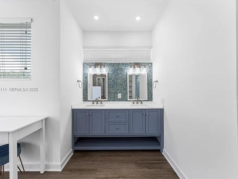 7705 SW 66th St — Photo 23