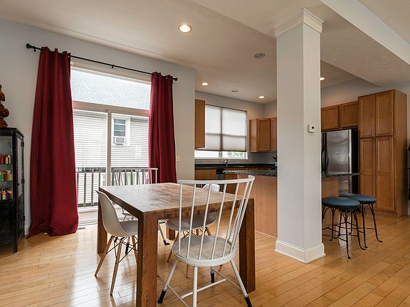 4th image of 5415 Saint Stephens Ct