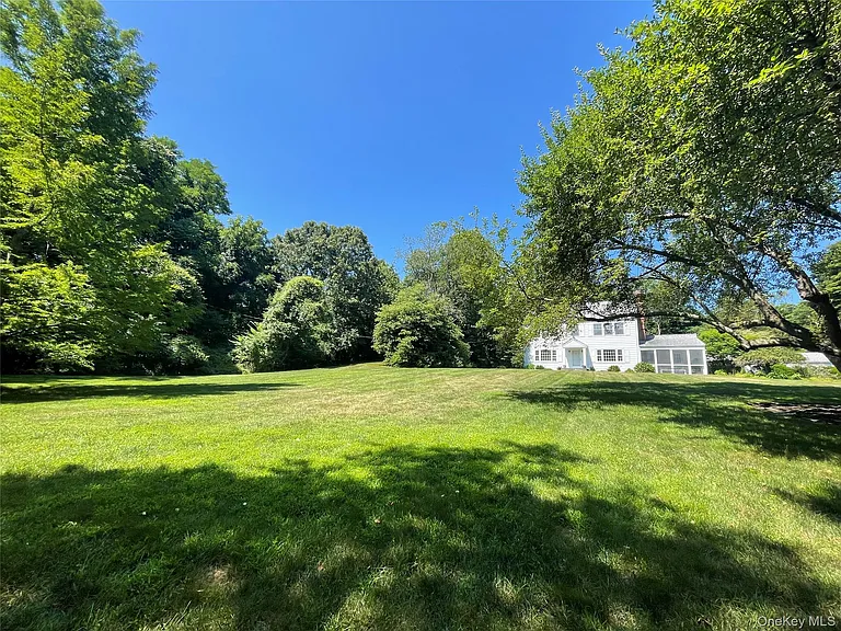 6 Beech Hill Rd — Photo 18
