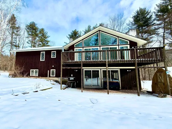 82 Notch Road, Mendon, VT 05701