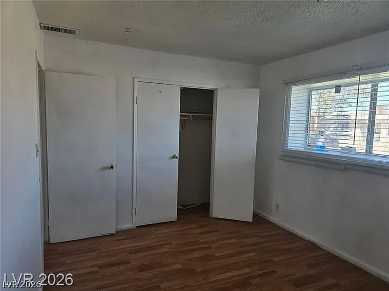 817 Duquesne Ave — Photo 15