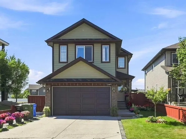 201 E Saddlelake Dr NE, Calgary, AB T3J 0P2