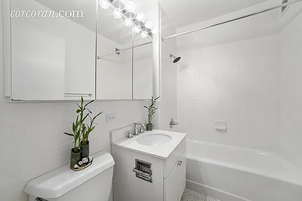 Rented by Corcoran | media 6