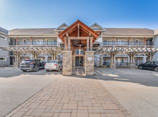 4 Brandy Lane Dr #201, Collingwood, ON L9Y0X4