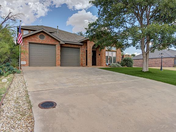 3rd image of 30 W Lakeshore Dr