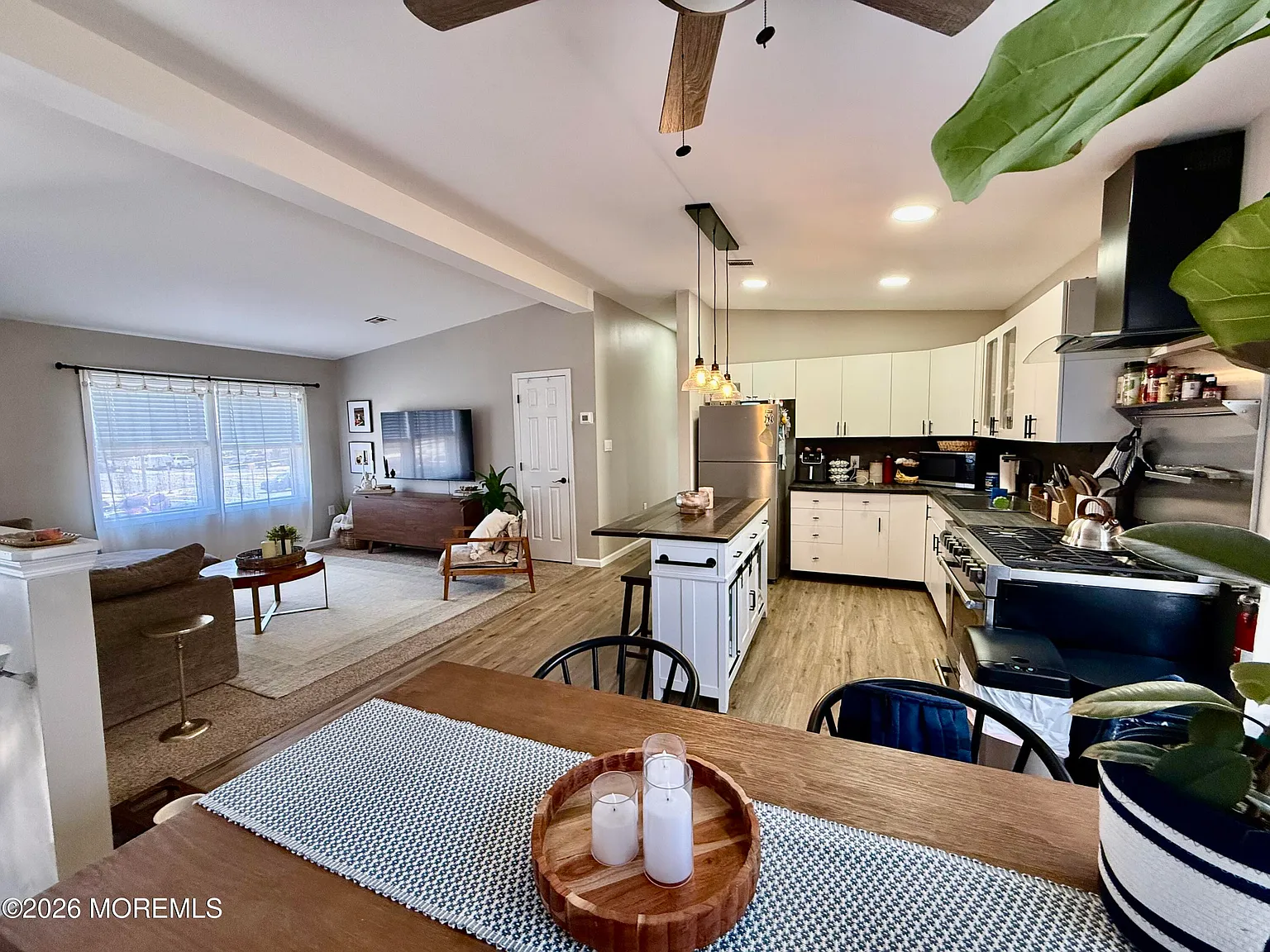2 bed, 2288 sqft, $2,500 — Photo 3