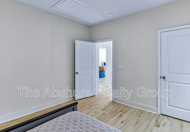 806 Dorset Stream Dr — Photo 21