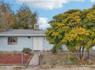 16362 Pine St, Hesperia, CA 92345