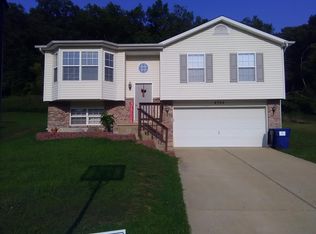 4724 Land Rush Dr, House Springs, MO 63051