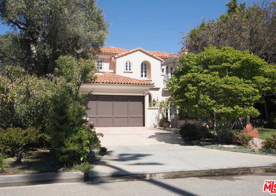 1st image of 204 S Anita Ave