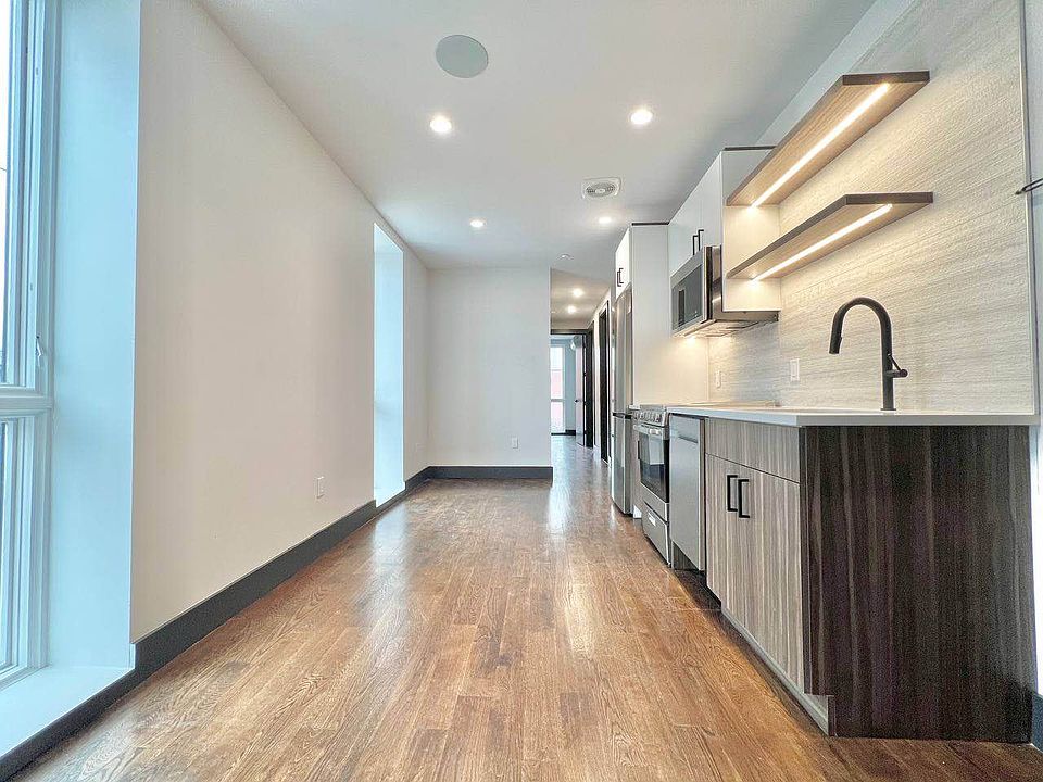 1st image of 304 Water St #2A
