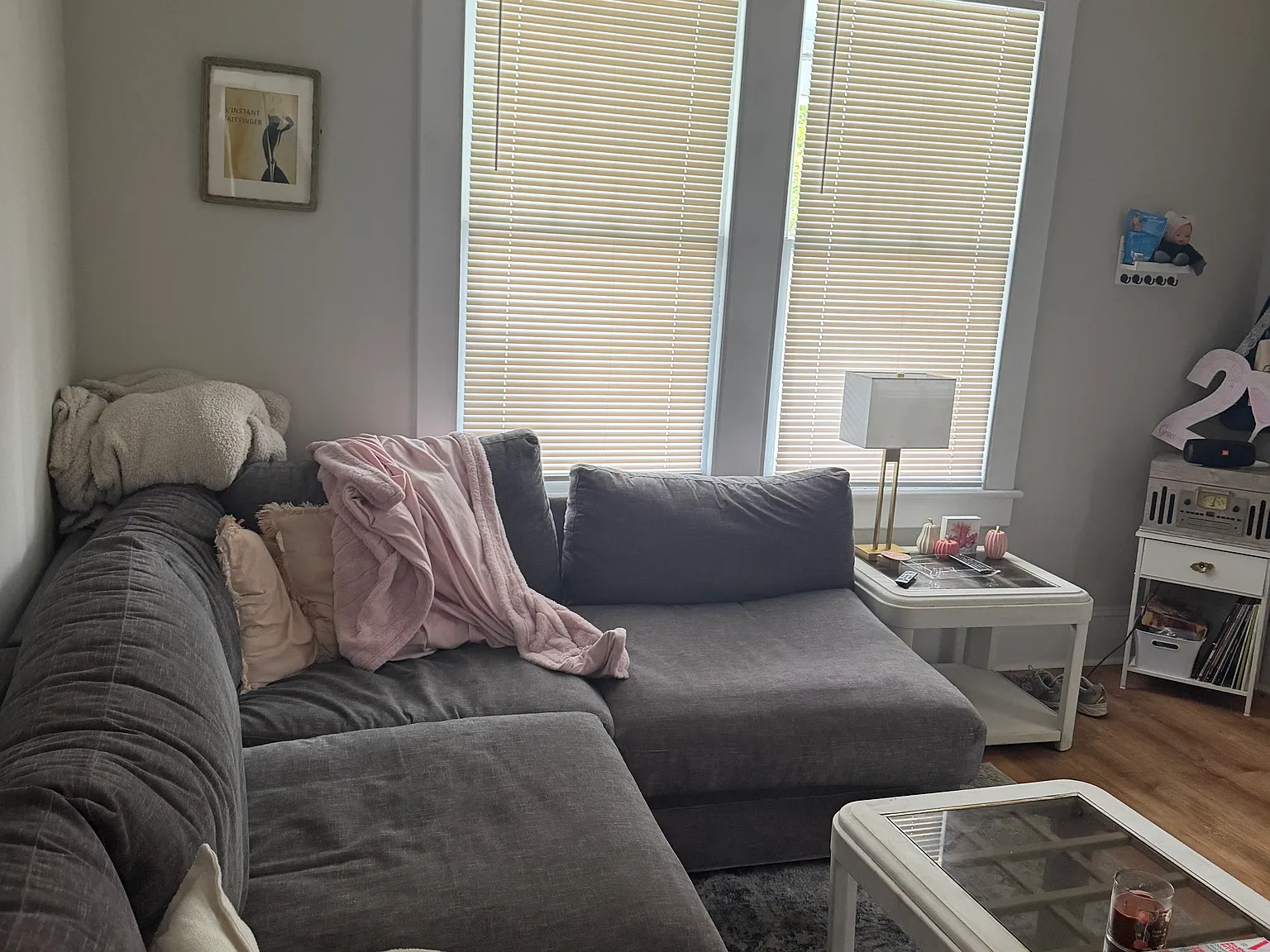 5 bed, 2200 sqft, $4,000 — Photo 4