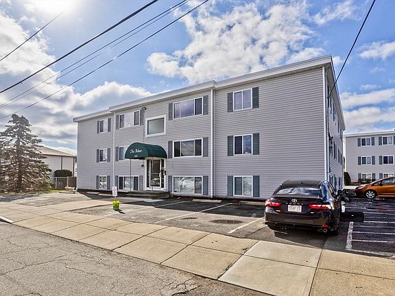 3rd image of 239 Glasgow St APT 10