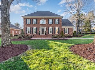 3014 Foxridge Rd, Charlotte, NC 28226