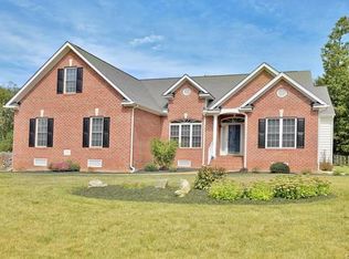 8734 Hughesland Rd, Mechanicsville, VA 23116