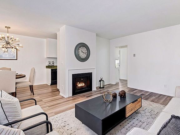 5th image of 12735 Caswell Ave APT 6