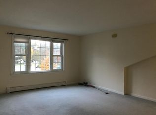 214 Springbrook Cir, Portsmouth, NH 03801