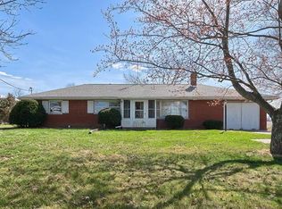 2603 Airport Rd, Godfrey, IL 62035