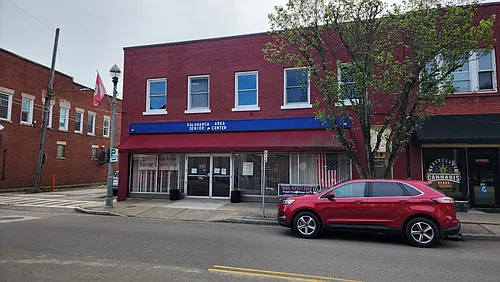 18 N Main St Photo 1
