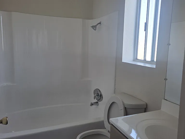 Villa Mollison Apartments — Photo 12