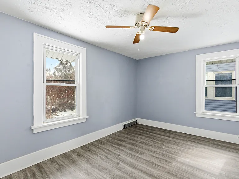 669 Winans Ave — Photo 14