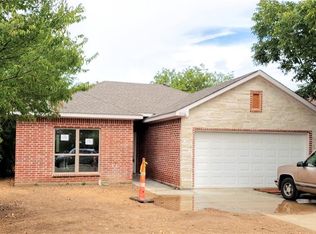 3116 Ross Ave, Fort Worth, TX 76106