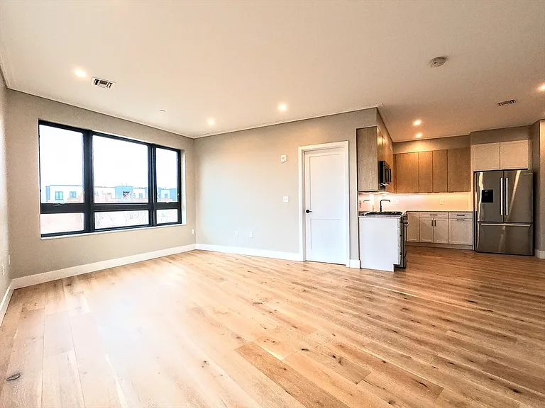 70 Leo M Birmingham Pkwy #508 — Photo 29