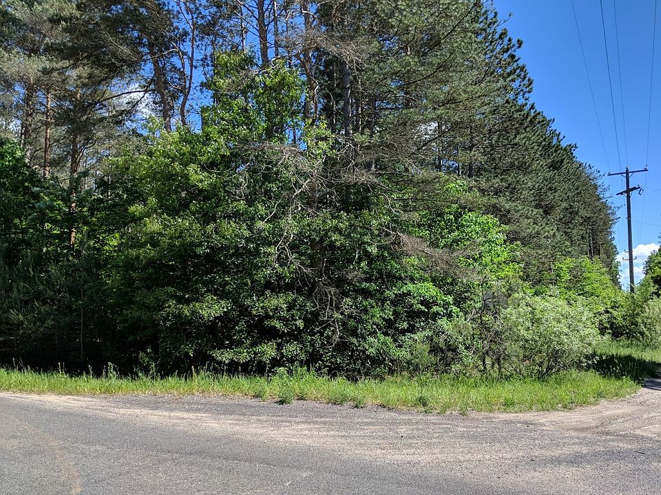 1st image of E 132nd St