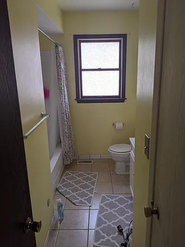 52 N Grove St #2 Photo 1