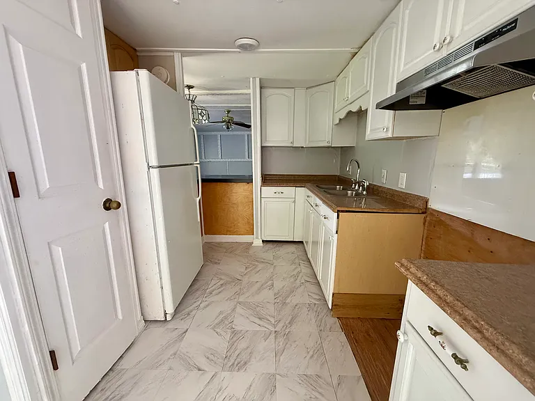 143 Maple St — Photo 9