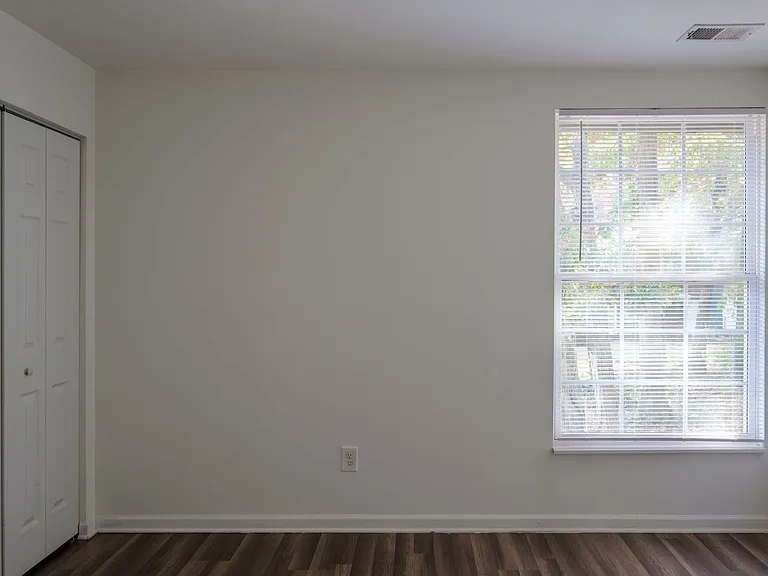 Golden Gate Townhomes — Photo 81