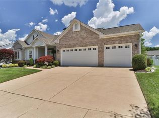 918 Kingsridge Ct, Ballwin, MO 63021