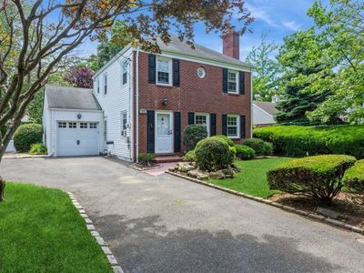 77 Clinton Street, Malverne, NY, 11565