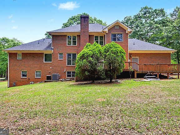 5th image of 107 Big Oak Dr