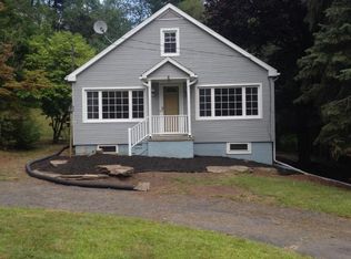 88 Atherholt Dr, Wyoming, PA 18644