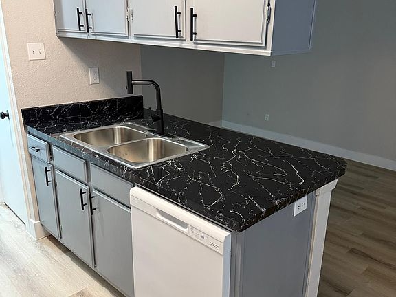 4th image of 7107 Holly Hill Dr APT 102