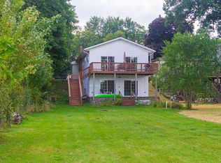 19680 Lakeshore Dr, Three Rivers, MI 49093