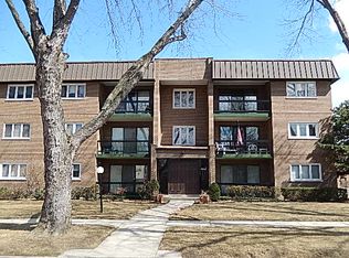9613 S Kedvale Ave, Oak Lawn, IL 60453