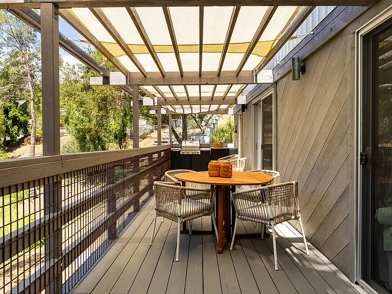 243 Amy Way — Photo 30