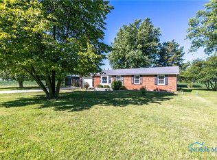 14520 Harris Rd, Defiance, OH 43512
