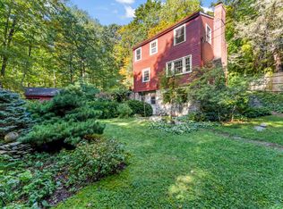 271 Hattertown Rd, Monroe, CT 06468