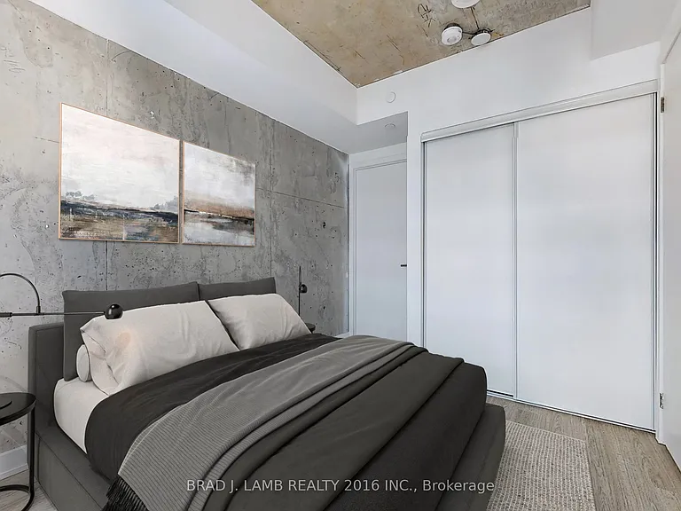 47 Mutual St #501 — Photo 3