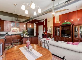 1924 N Hubbard St APT 202, Milwaukee, WI 53212