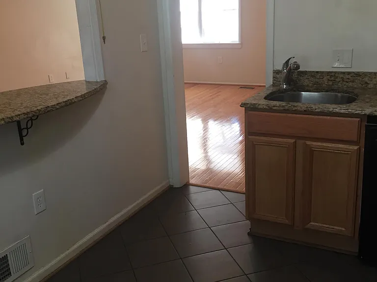 6320 Bentham Ct — Photo 4