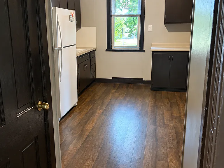 1519 Saint Clair Ave #1519 — Photo 13