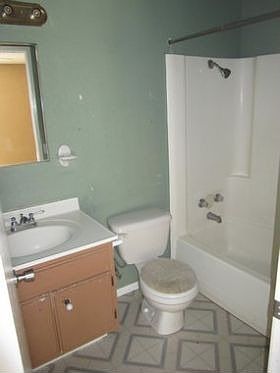 5th image of 502 Glenheather Dr