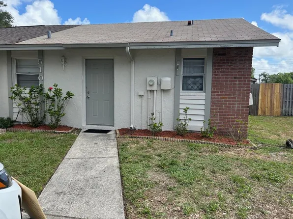 5109 Lawnton Ct, Tampa, FL 33624
